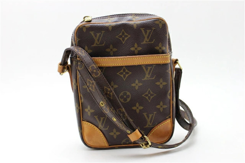 LOUIS VUITTON Bag Shoulder Danube Monogram
